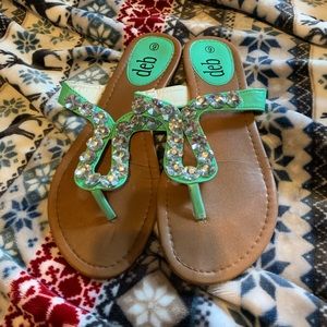 Women’s sandals